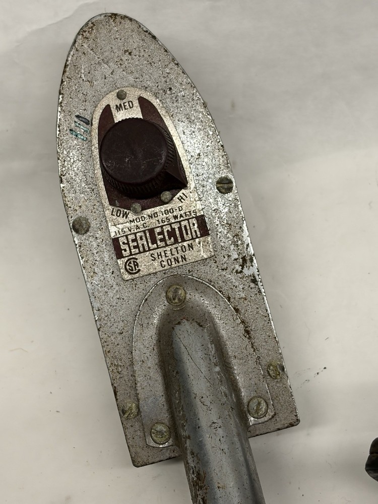 Vintage Sealector tacking iron model 100-D1 tested