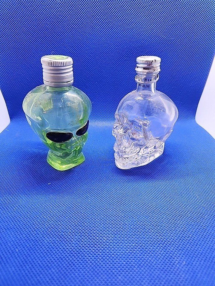 Crystal Skull Head Empty Bottles 50ml 2 Pieces