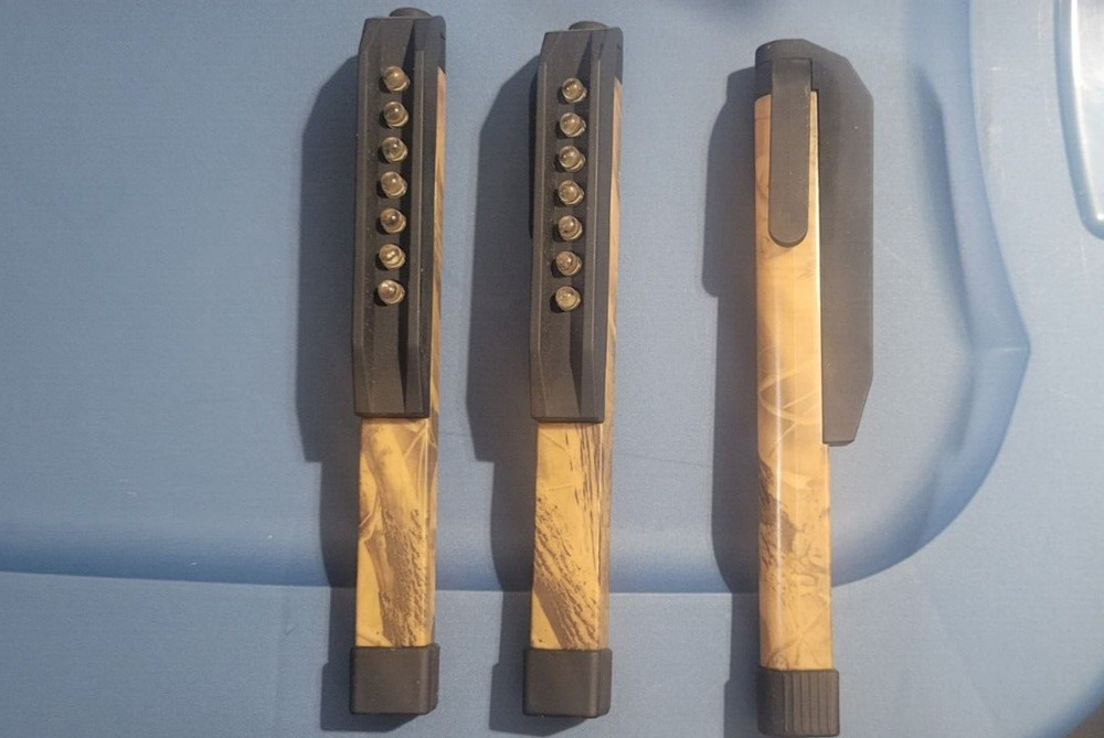 POCKET WORK FLASH LIGHT W-CLIP 70 LUMEN LED Light = 3 Pack Camo