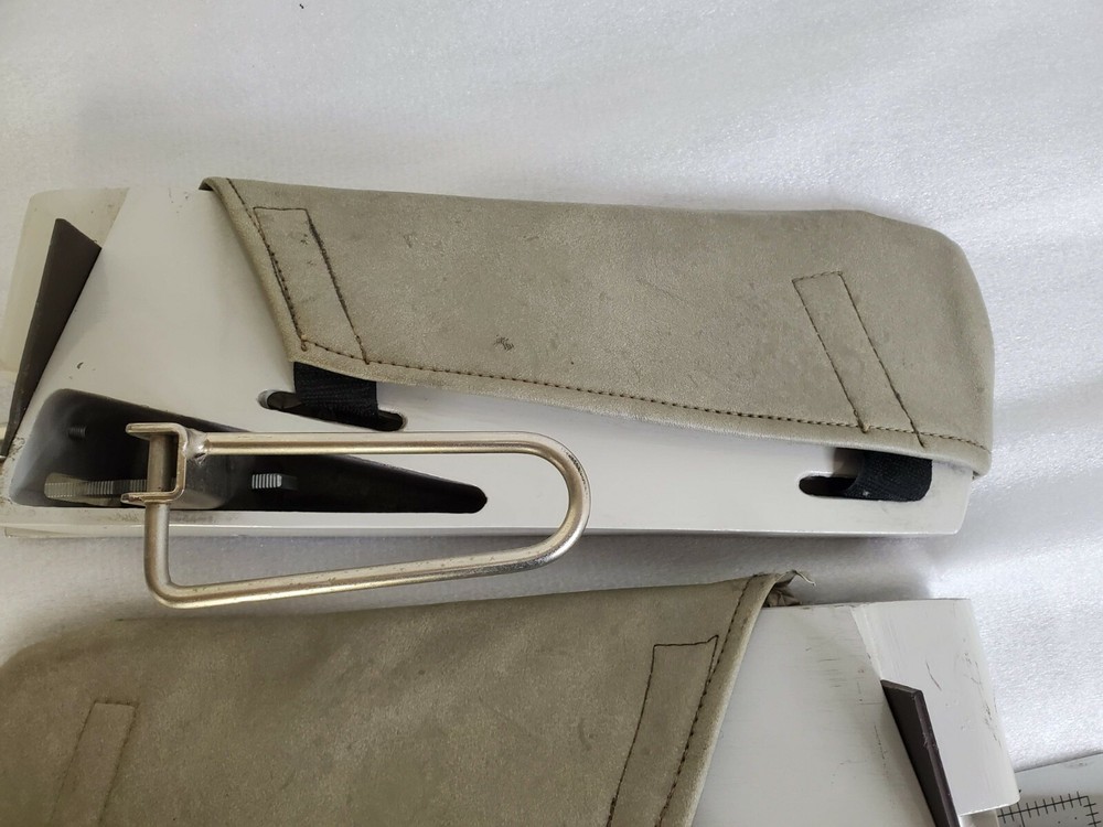 Surgical Operating Examination Table Foot Stirrup Supports