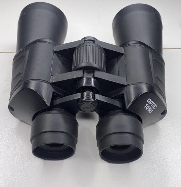 Optic 1050 Black Binoculars with Case Vintage pre-owned great condition