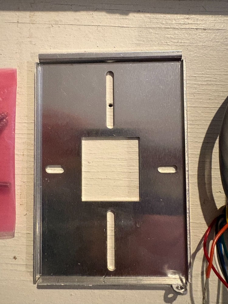 HID ICLASS Smart Card Reader 6120BKN0002