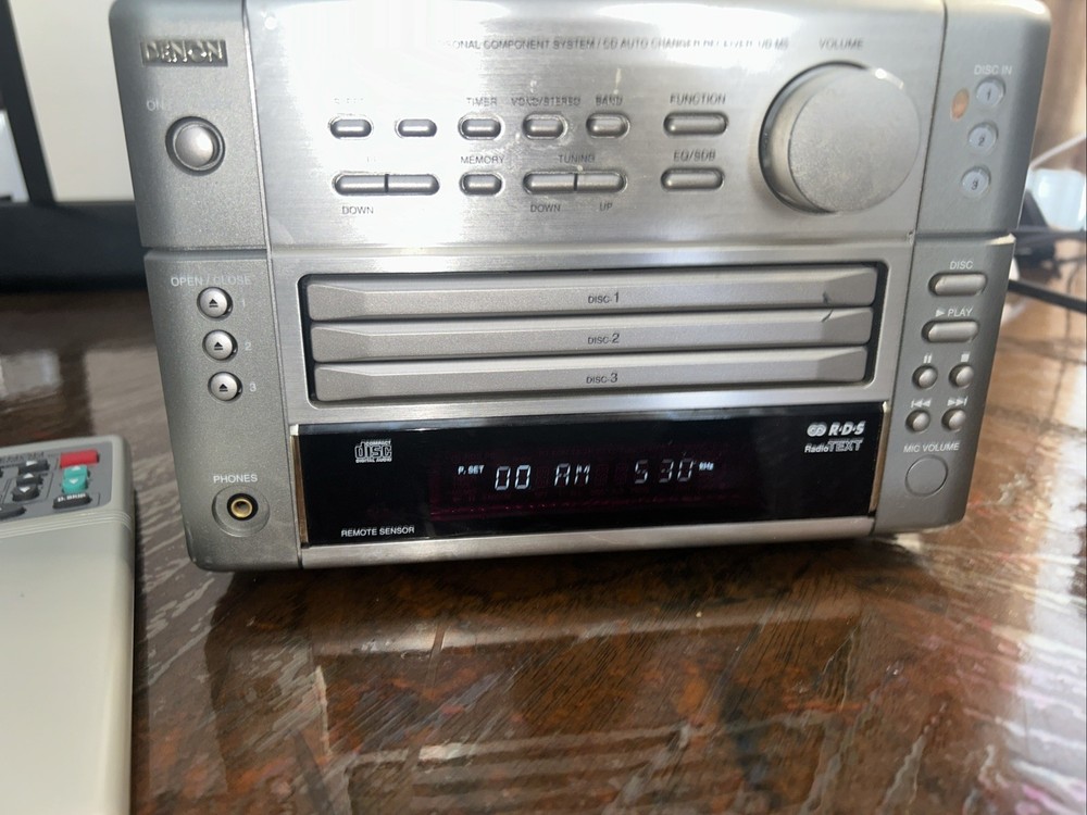 Denon UD-M5 Personal Component System CD Receiver 3 Disc  Working With Remote