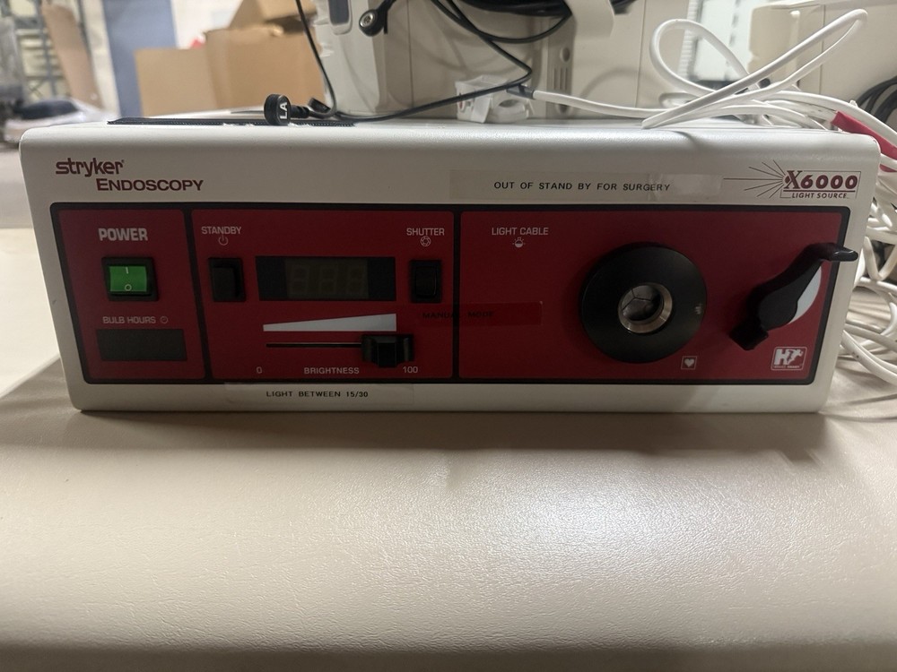 Stryker X6000 Light Source