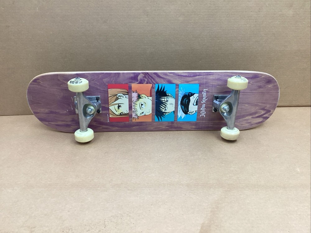 jujutsu kaisen skateboard 31" COMPLETE