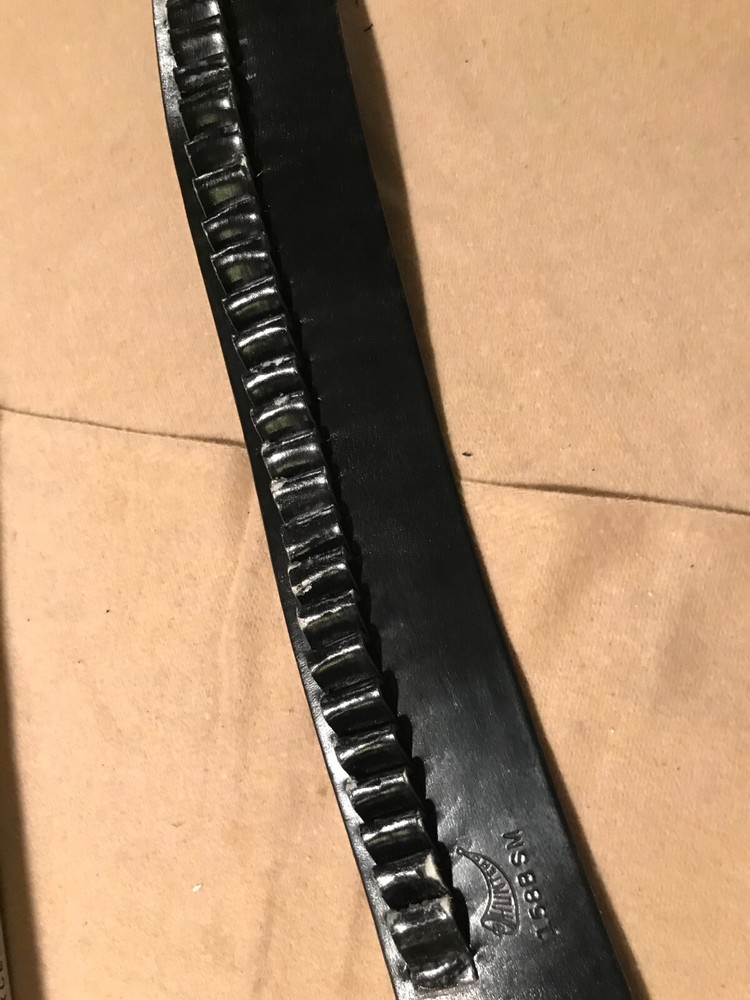 NOS Hunter Buscadero Style Size Small Belt w/ Shell Loops