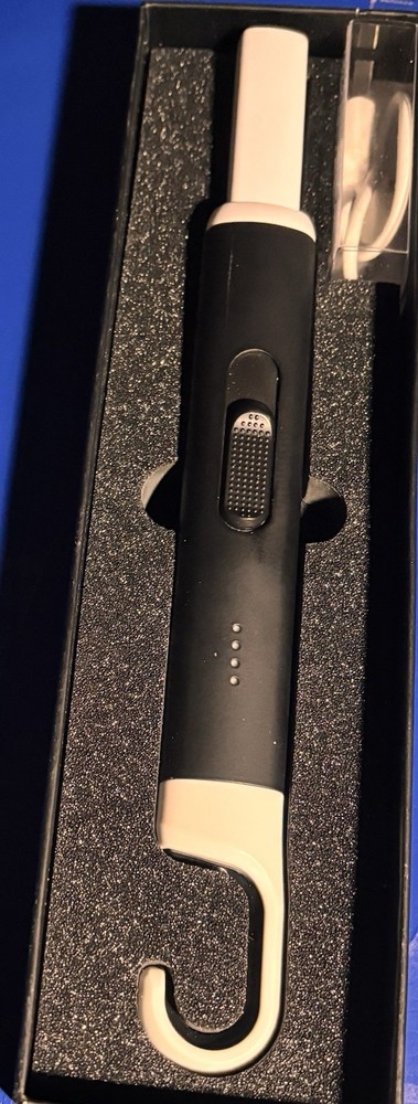 Preowned  Lcfun Rechargeable Electric Arc  BBQ  Lighter