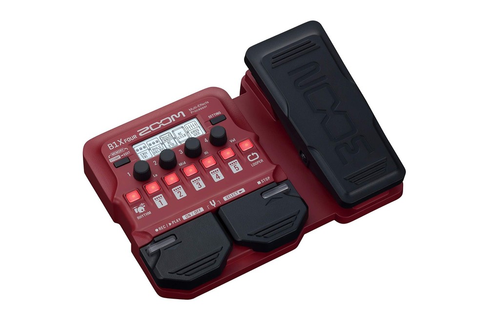Zoom B1X FOUR Bass Multi-Effects Processor with Expression Pedal, 70+...