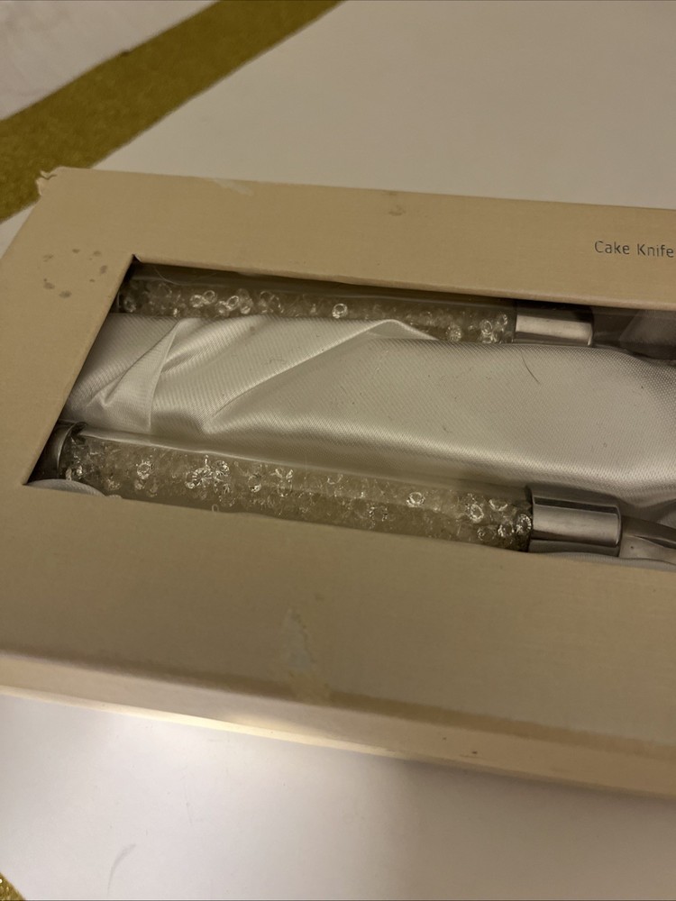 Oleg Cassini Crystal Diamond Handle Wedding Cake Knife and Server Set