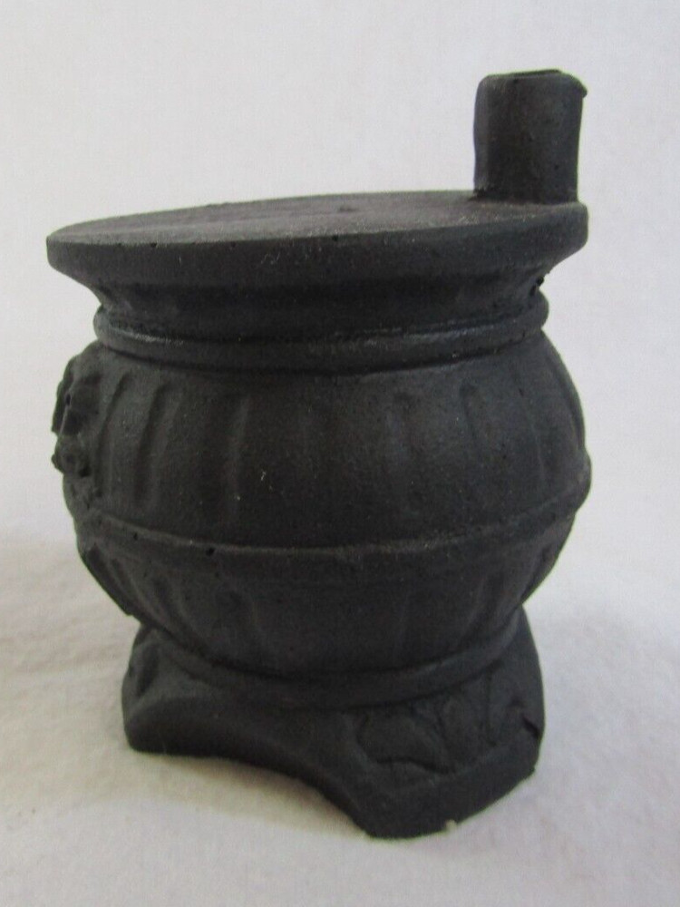 BLACK HAND MADE SMALL POT BELL STOVE