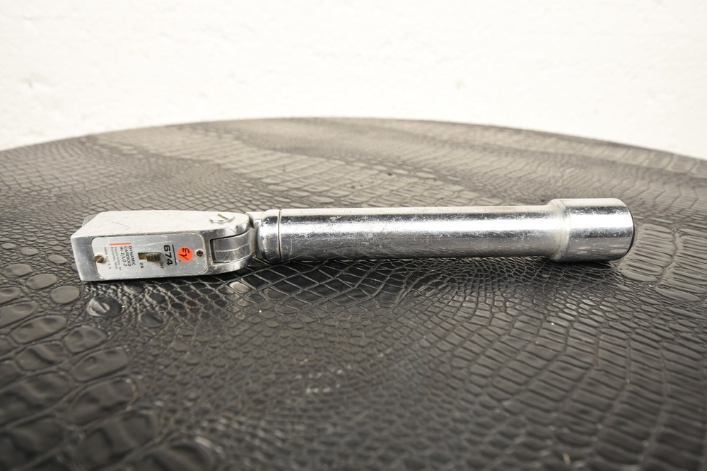 Electro Voice EV 674 Dynamic Cardioid Microphone Lightsaber Handle AS IS
