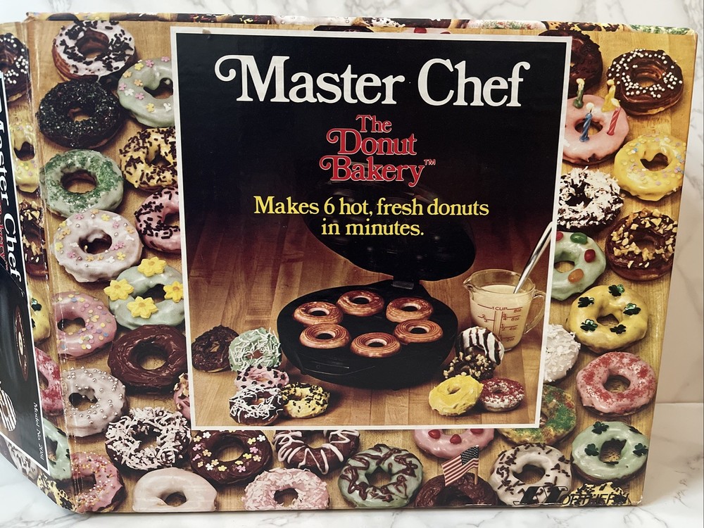 VTG Master Chef Donut Bakery Maker 2081 w/ Box
