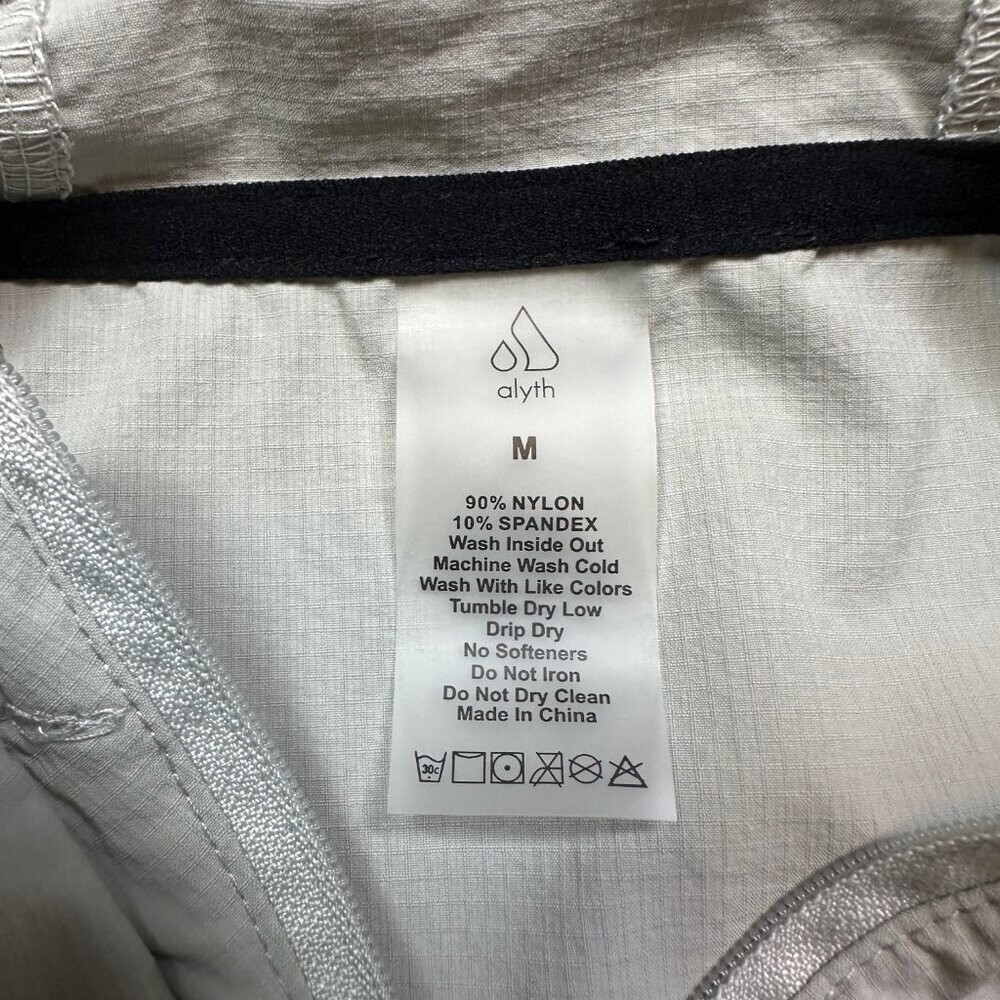 Alyth Active Grey / White Active Running Anorak Windbreaker Mens Medium