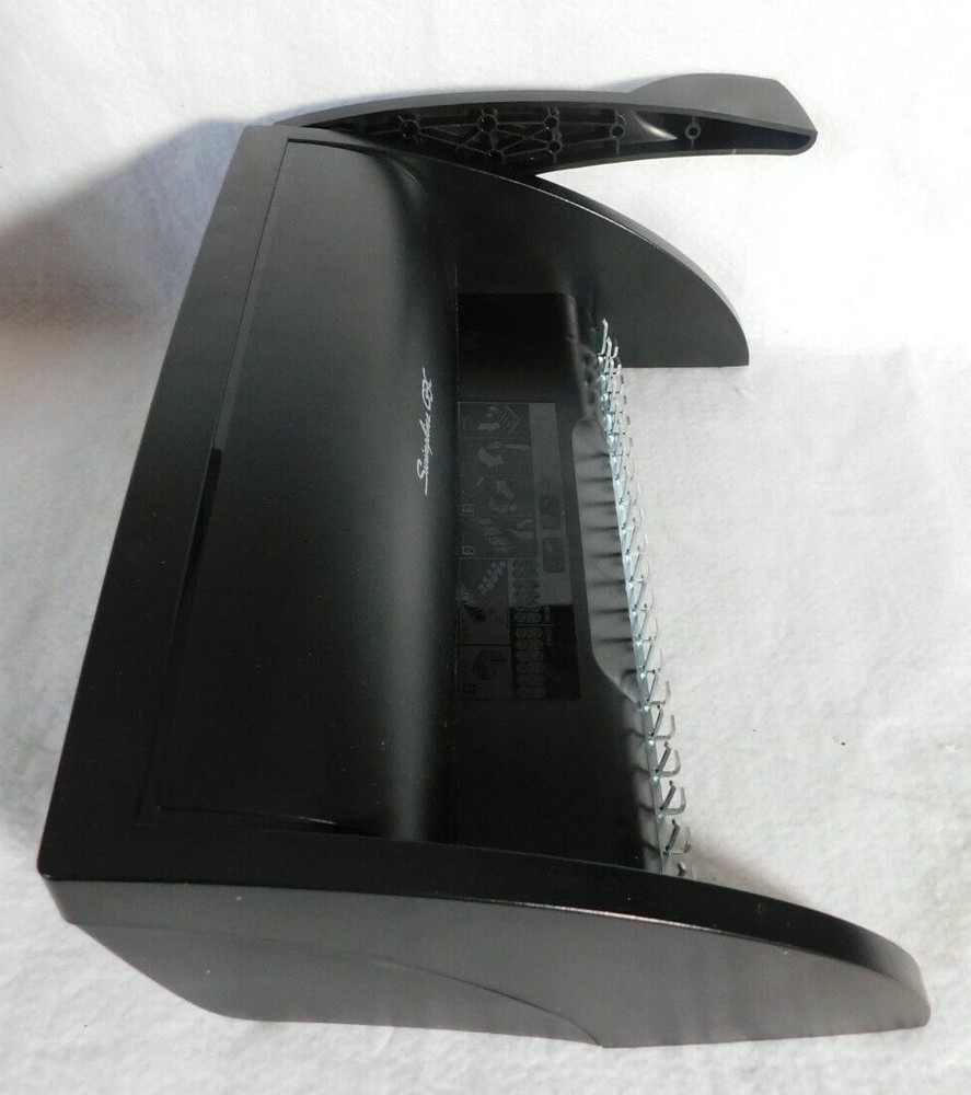 GBC CombBind C12 SwingLine Comb Binder & Punch
