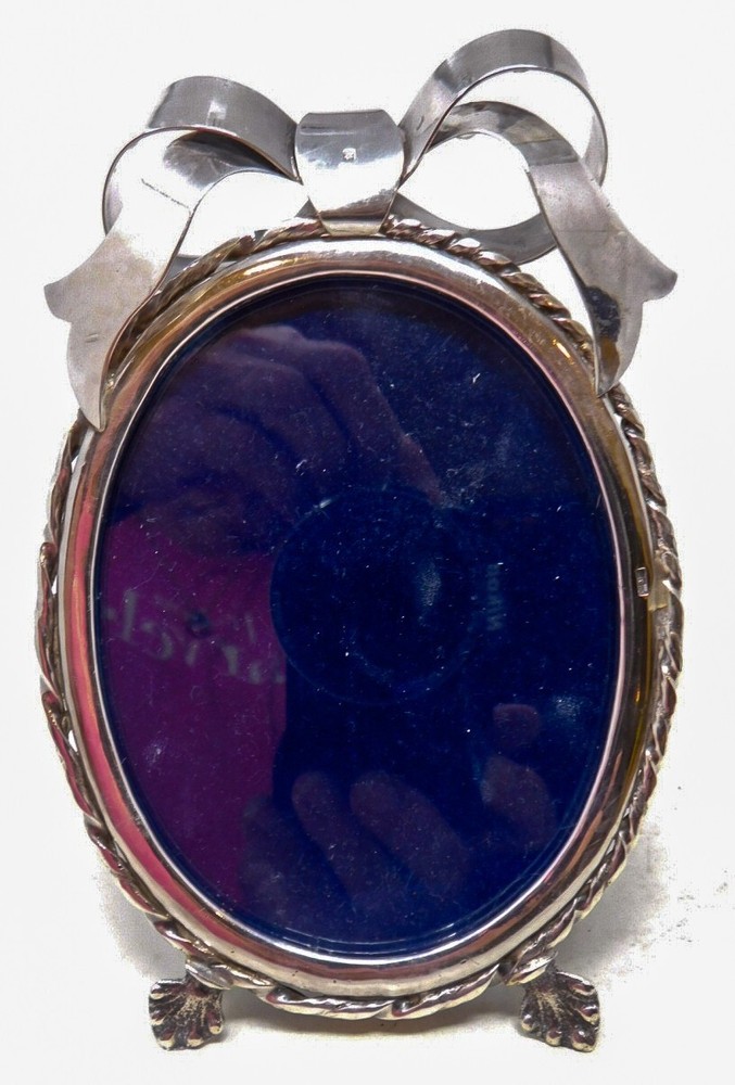 Egyptian Oval Photo Frame 90% Solid Silver 88 Grams