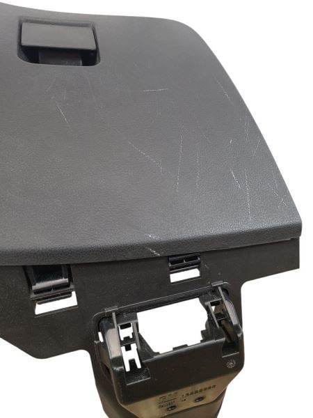 9-5 2011 Accessory Holders 591724