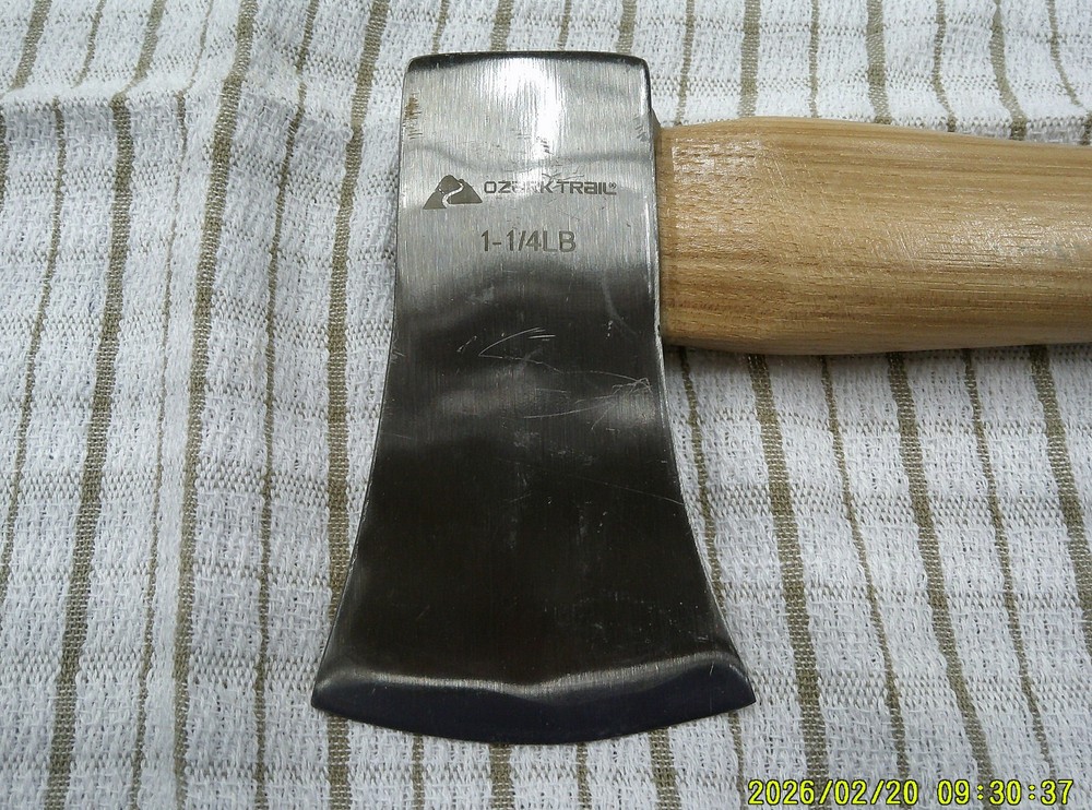 Ozark Trail 1-1/4lb Hatchet / Axe (165502CB)