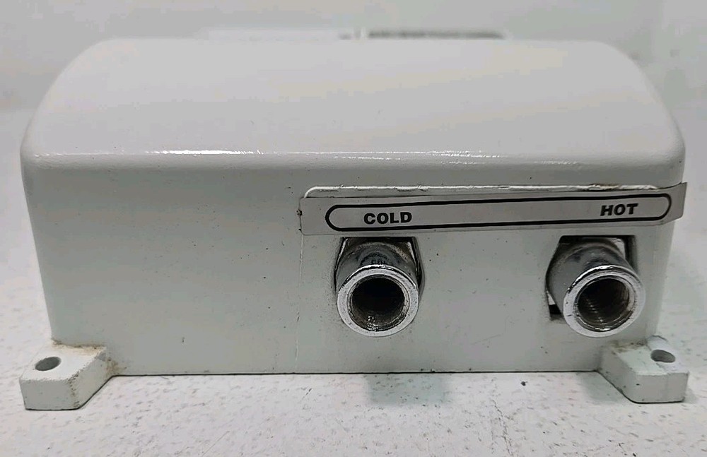 Chronomite S-30L - 208 / Instant-Flow Tankless Water Heater 15 Amps 3000 Watts