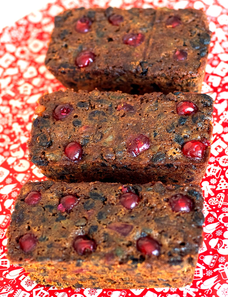 Fruitcake Rum Christmas Holiday cake Pecans Walnuts 1 pound