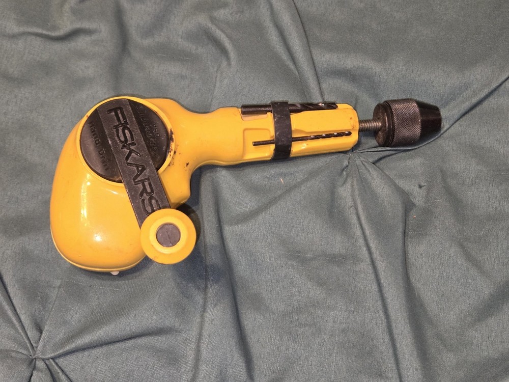 Fiskars Hand Drill Manual Rotary Crank with 1/4" Chuck - Yellow See Description