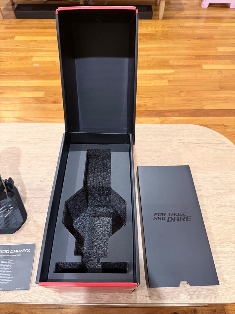 ASUS ROG Carnyx Black USB Gaming Microphone