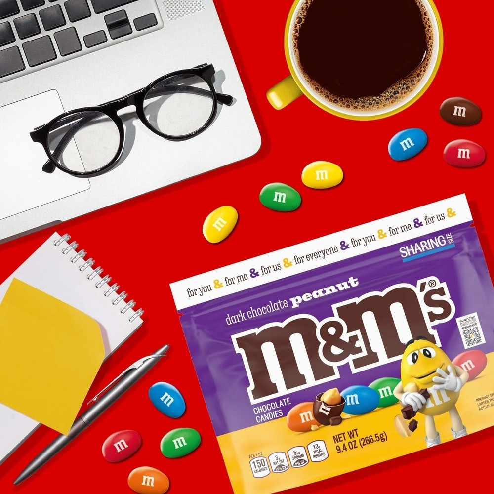 M&M's Peanut Dark Chocolate Candy – Sharing Size, 9.4 oz Bag