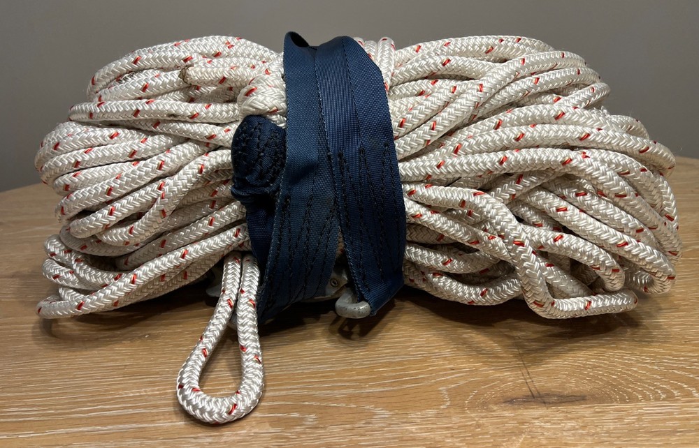 1/2" x 200’ Double Braid Polyester/Nylon Snap Hooks