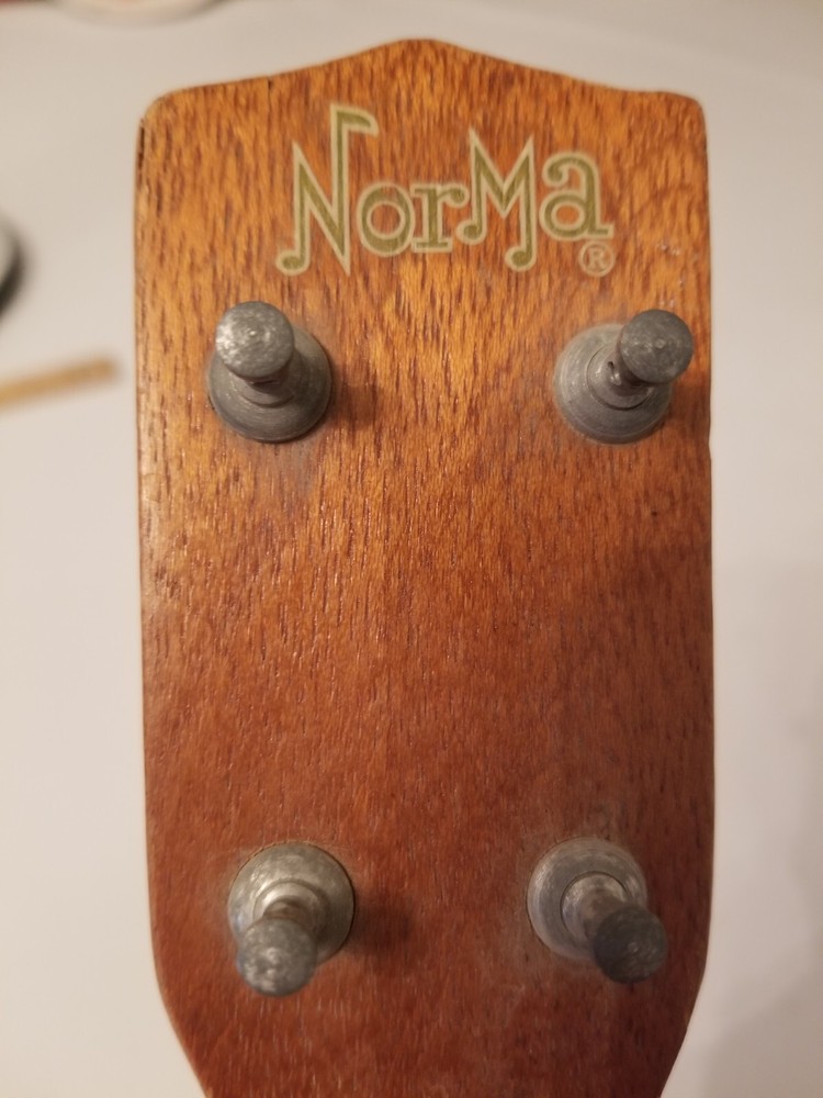 Tombo Co NorMa UKULELE Vintage Light Weight No Strings