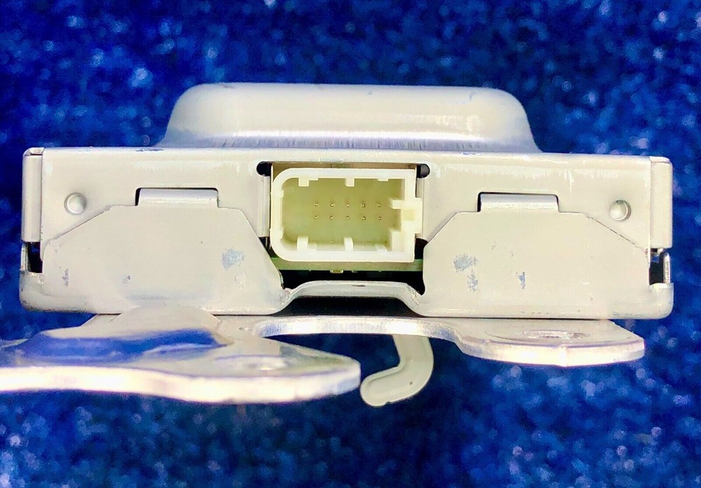 ?? 2017 - 2022 TESLA MODEL 3 OEM FM/HD CONTROL MODULE UNIT HARMAN 1079749-00-D