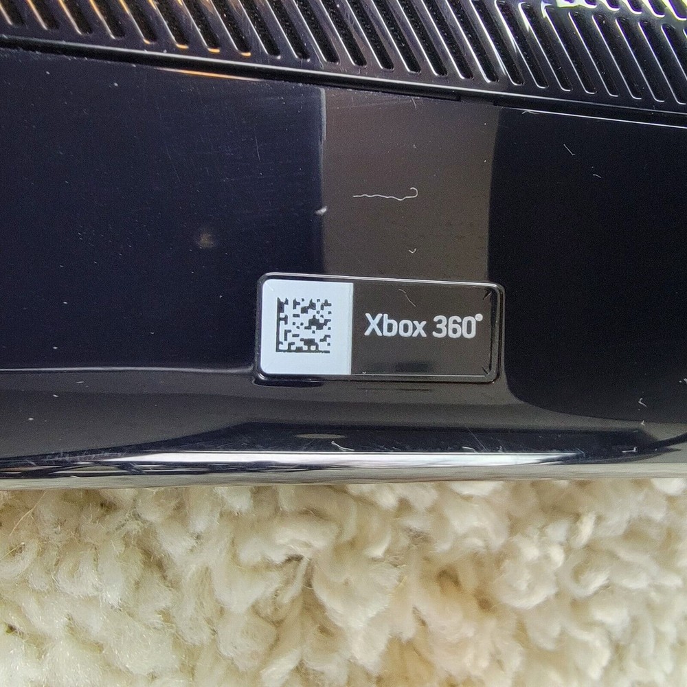 Microsoft Xbox 360 Kinect Sensor Bar Model 1473 Black w/ Kinect Adventures