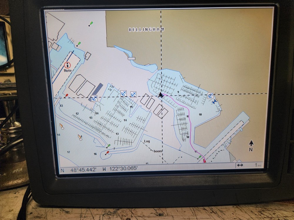 Lowrance LCX-113CHD Fish Finder 10" Color Display Chartplotter , WORKING !