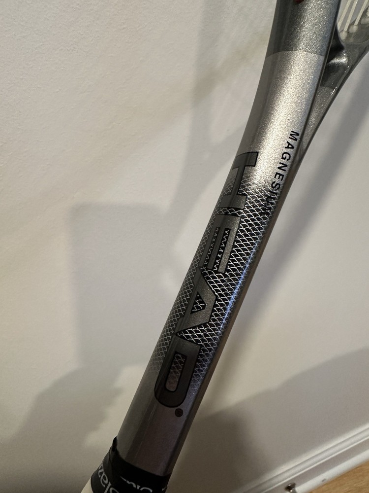 HEAD MG-Carbon 200-3000 Squash Racquet