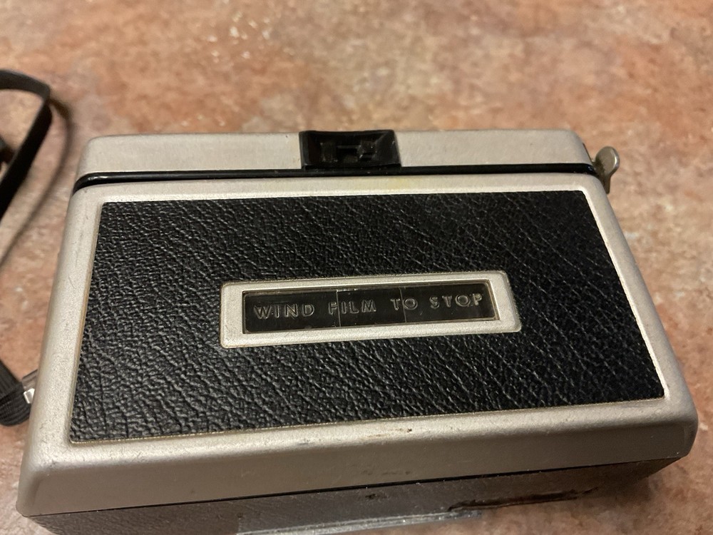Kodak Instamatic 304 vintage camera not tested