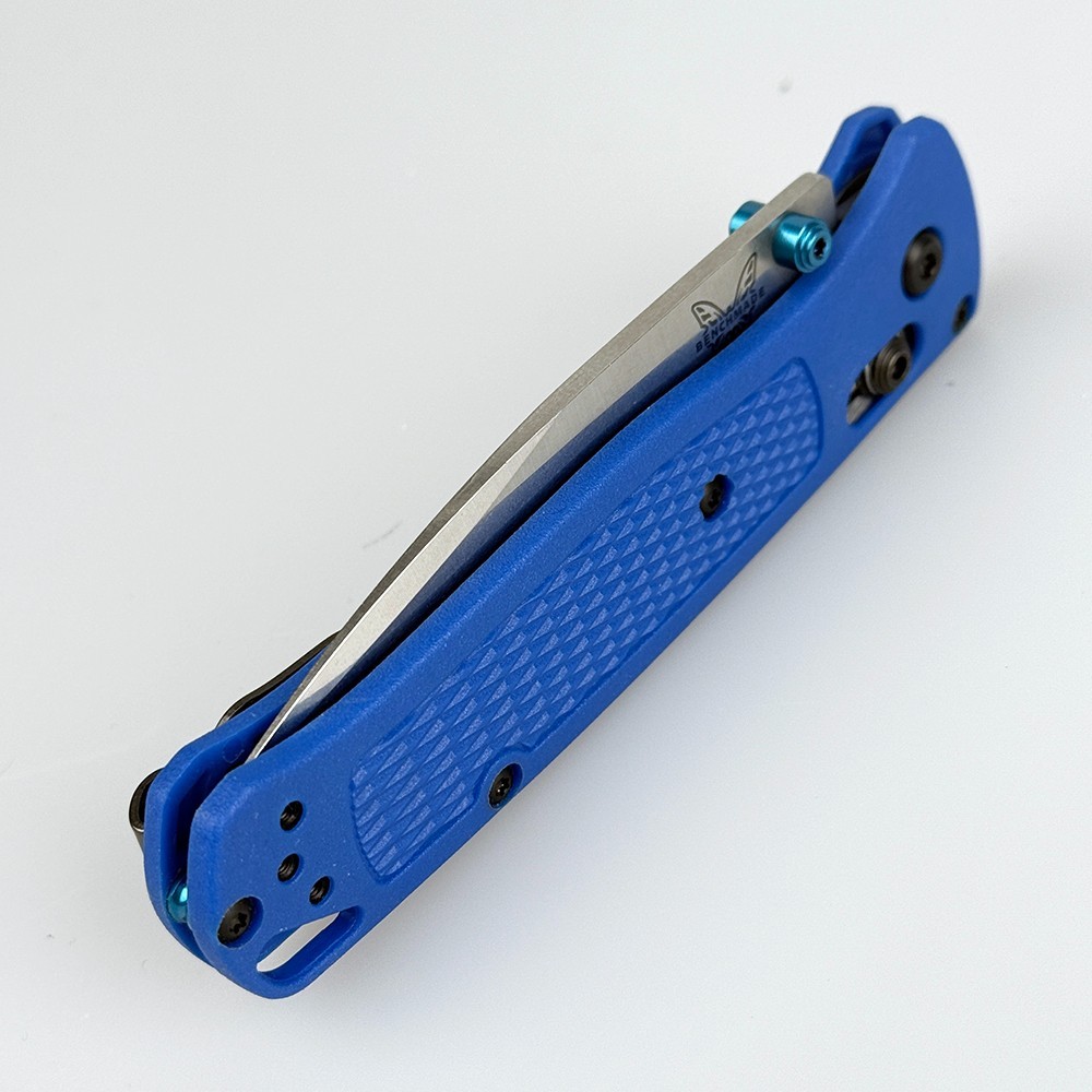Benchmade Bugout 535 CPM-S30V Drop-Point Blue Grivory Handle Folding Knife