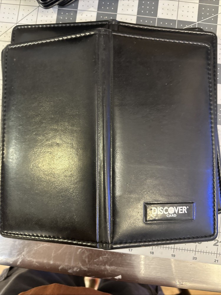 9- Used Double Panel Discover CHECK Books PRESENTERS RESTAURANT