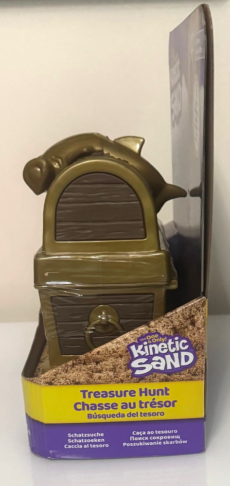 Kinetic Sand Treasure Hunt