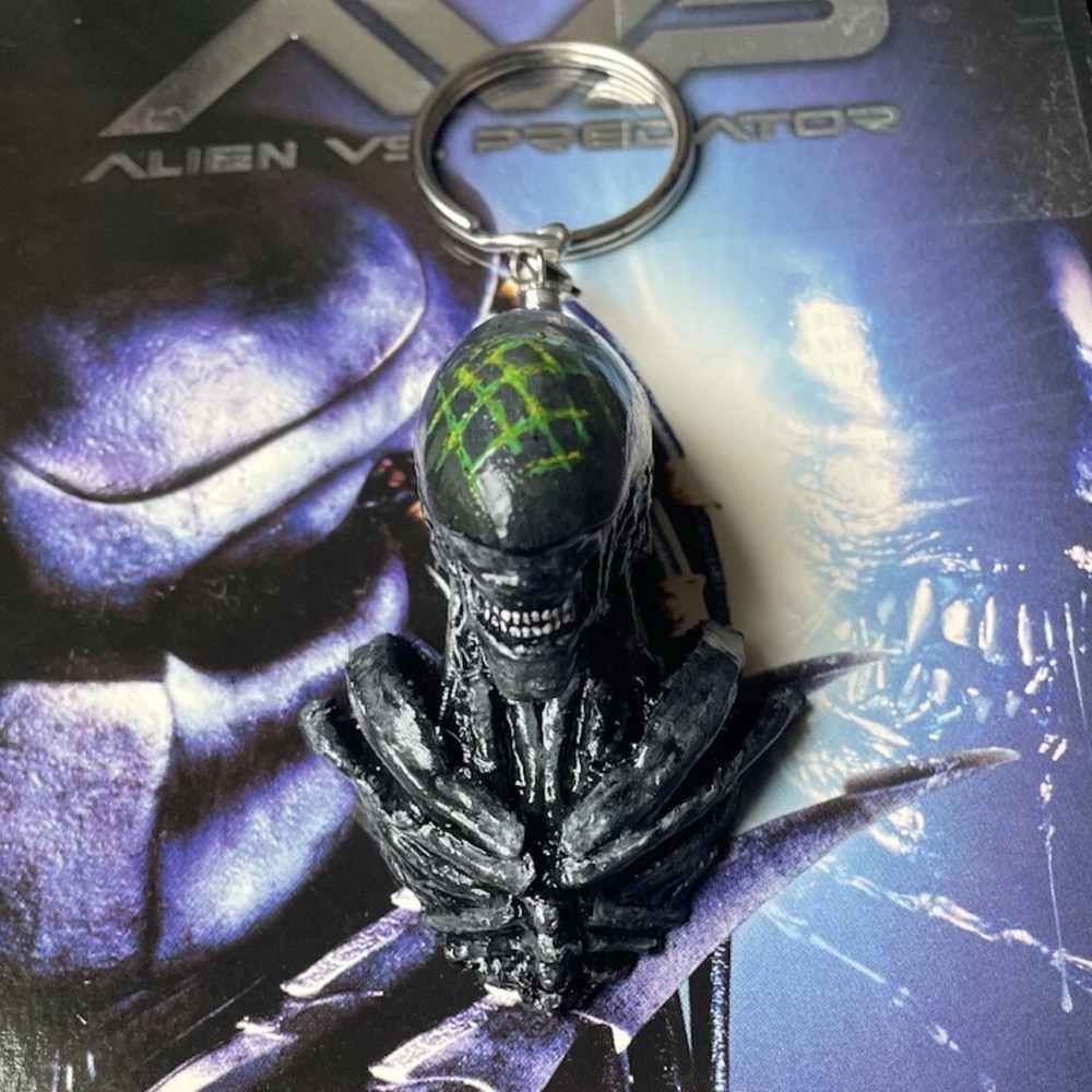Alien vs. Predator keychains