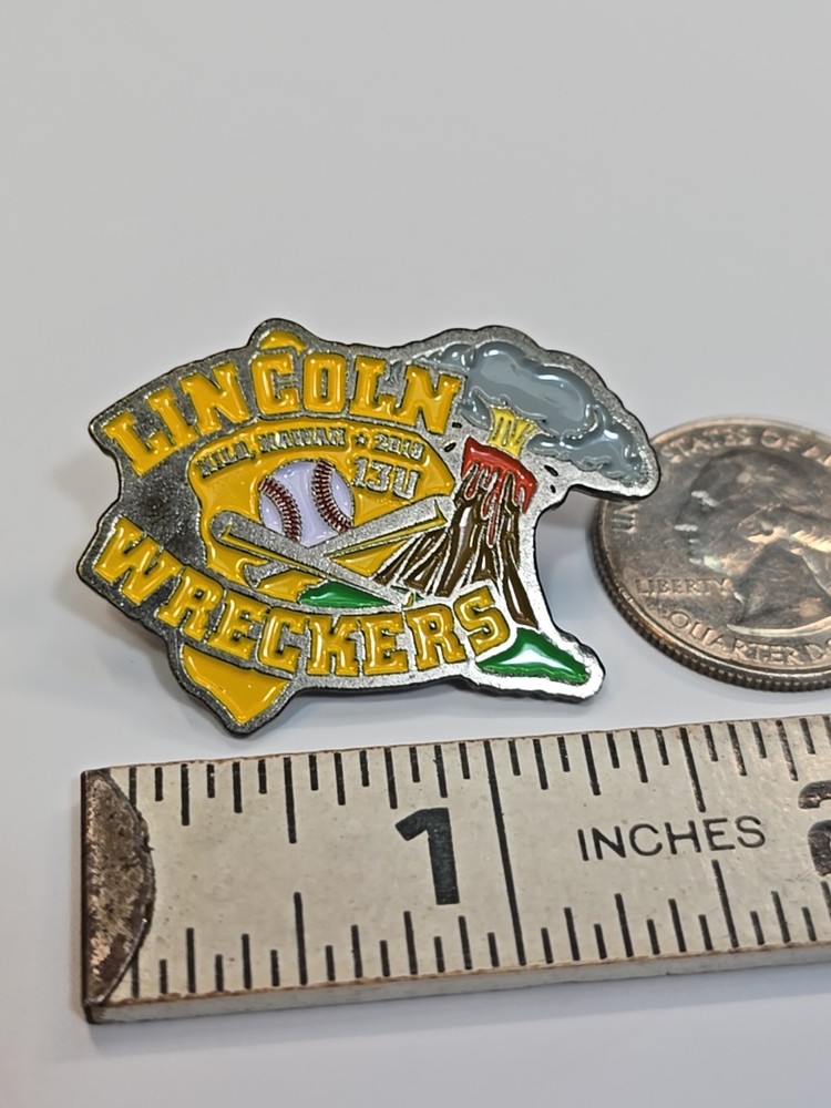 Lincoln Wreckers Softball Lapel Pin