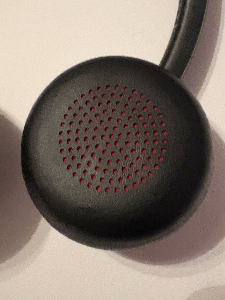 poly voyager focus 2 uc wireless headset