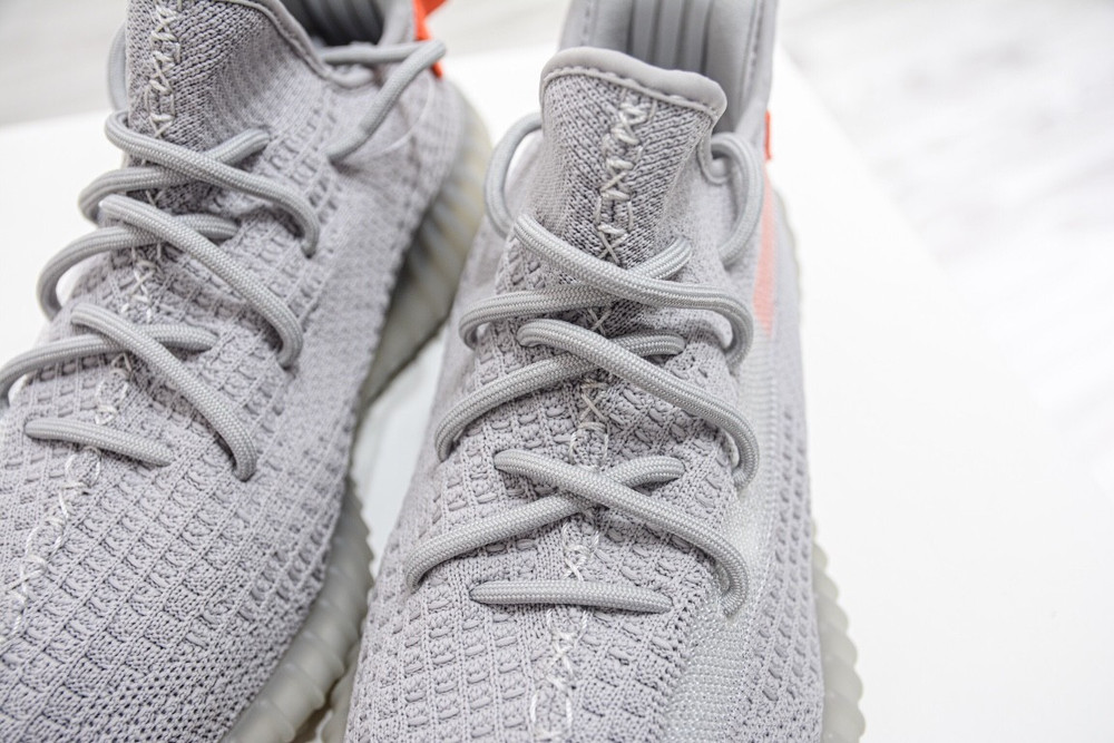 Yeezy Boost 350 V2 Tail Light FX9017