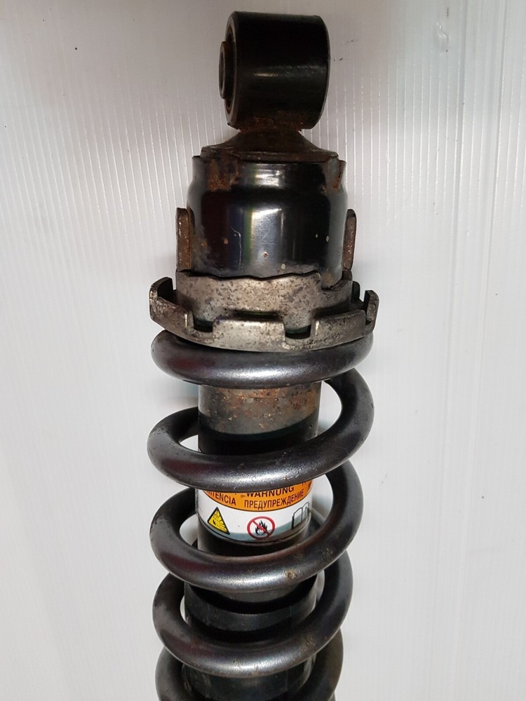 Suzuki gsr750 shock absorber
