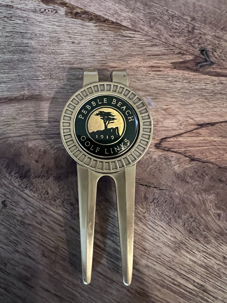 Pebble Beach Divot Repair Tool