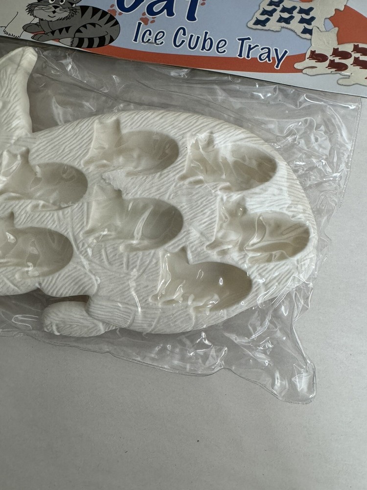 rpi Group Cat Shaped Flexible Silicone Mold Ice Cube Tray