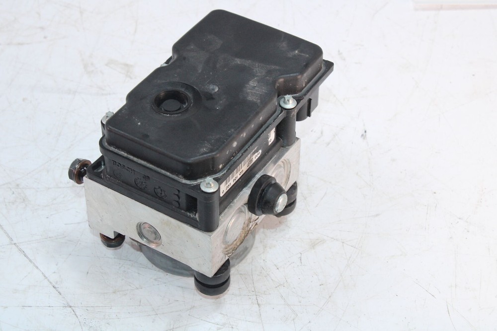 11-14 DUCATI MONSTER 696 ABS PUMP UNIT MODULE 54240221A