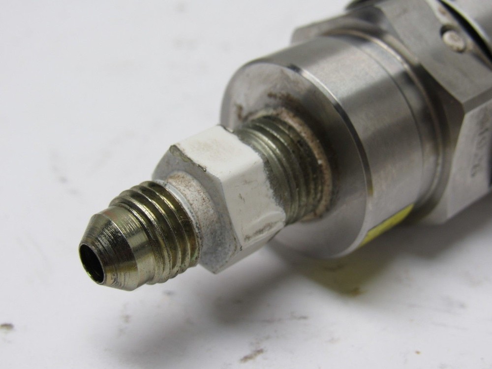 IFM Efector PN7224 Pressure Sensor Switch