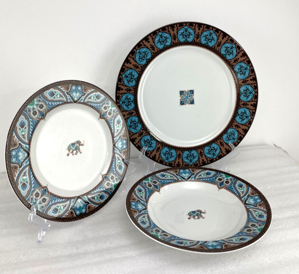 Vera Bradley My Home JAVA BLUE Andrea by Sadek 3 Piece Place Setting(s)