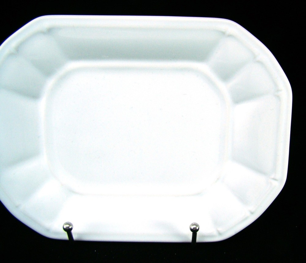Pfaltzgraff Providence Rectangular Bread & Butter Dessert Plate(s)