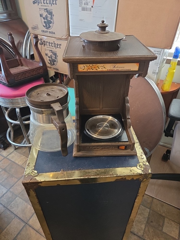 vinage Farberware Automatic Coffeemaker From 1970's