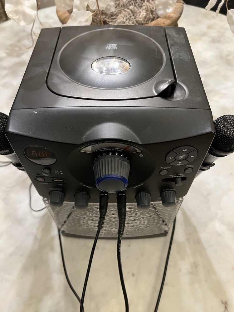 The Singing Machine SML385UBK Karaoke System Bluetooth CD+G Disco Lights