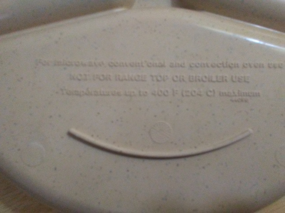 Littonware Microwave Divided Plates with Lids